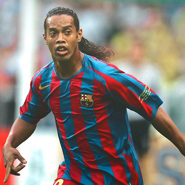 RONALDINHO #10 Barcelona Retro Jersey Home 2006/2007