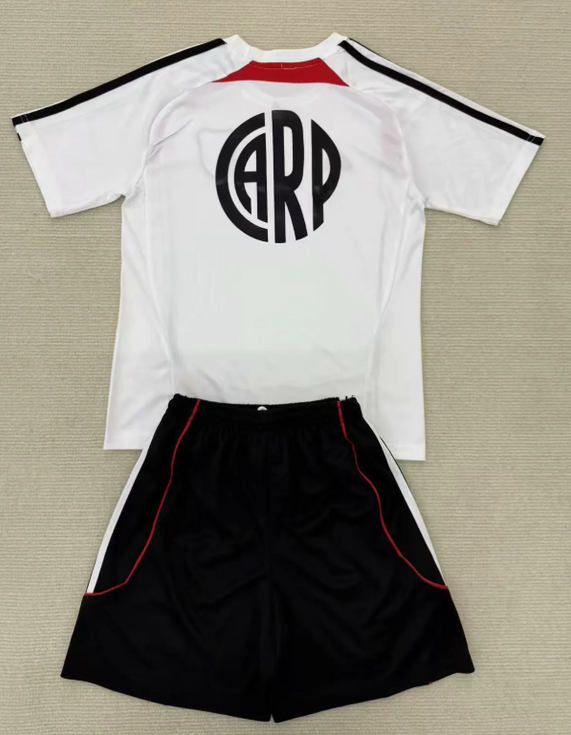Kids River Plate Training Kit 2025/26