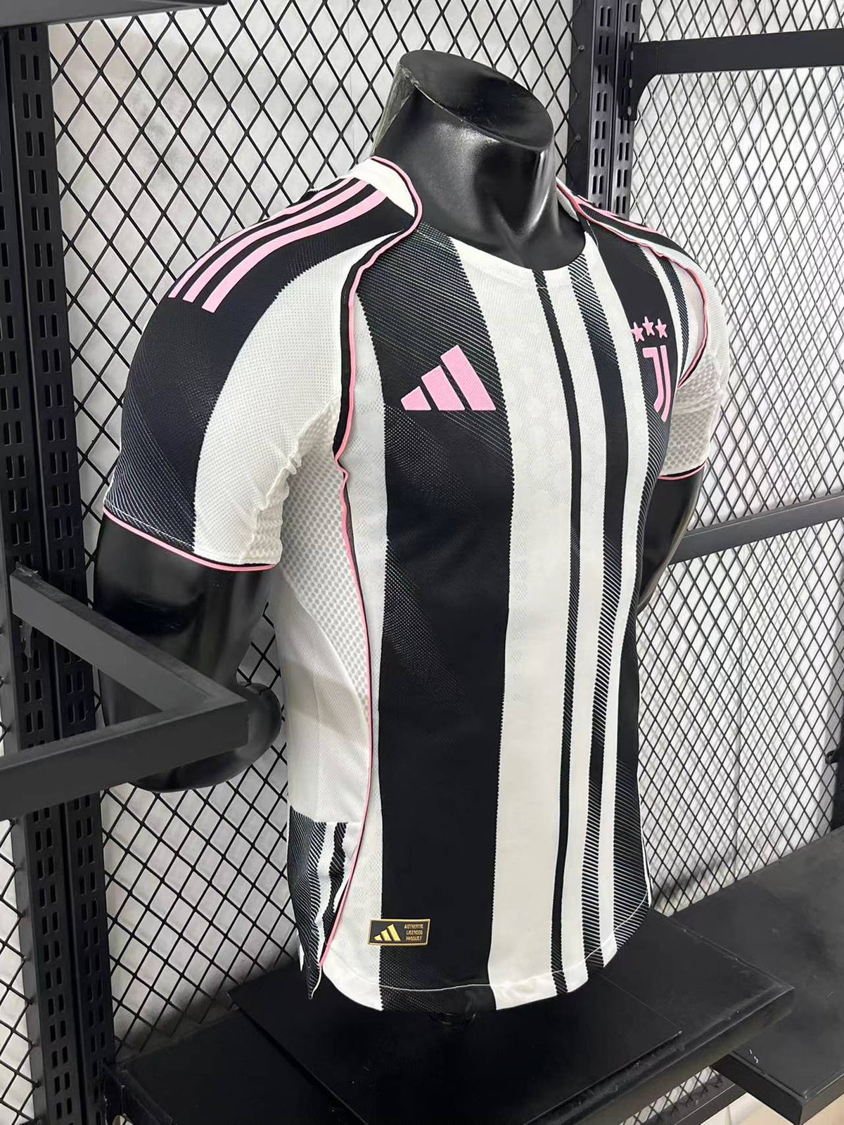 Juventus 2025/26 - Authentic Player Version