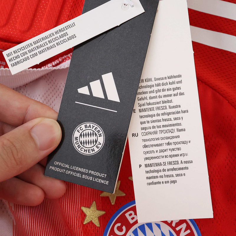 Bayern Munich Player Jersey Home 2025/26 - Long Sleeve