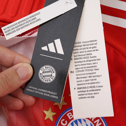 Bayern Munich Player Jersey Home 2025/26 - Long Sleeve