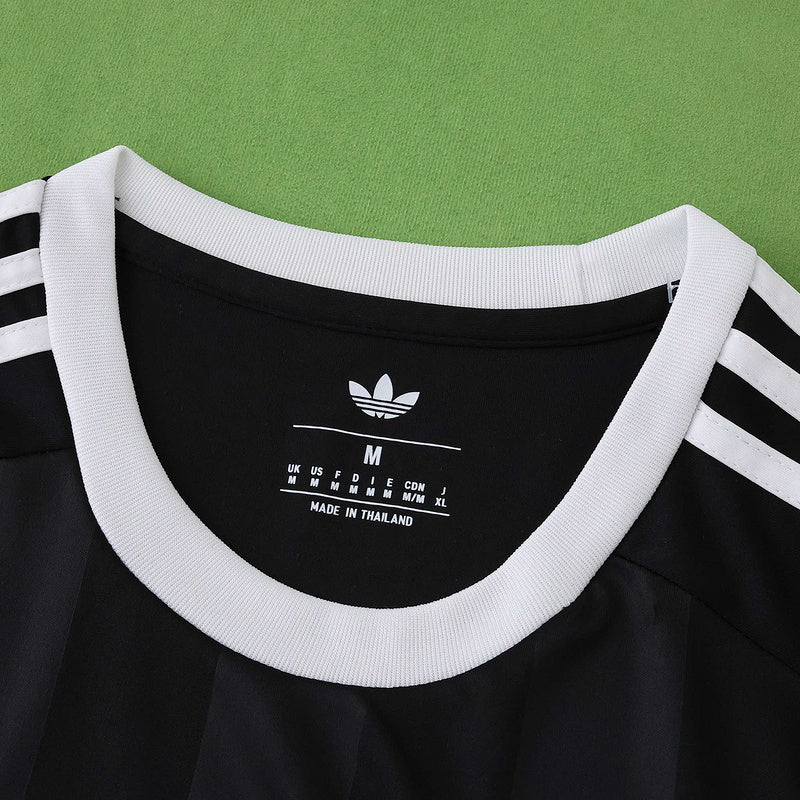 Liverpool Goalkeeper Black Jersey 2025/26