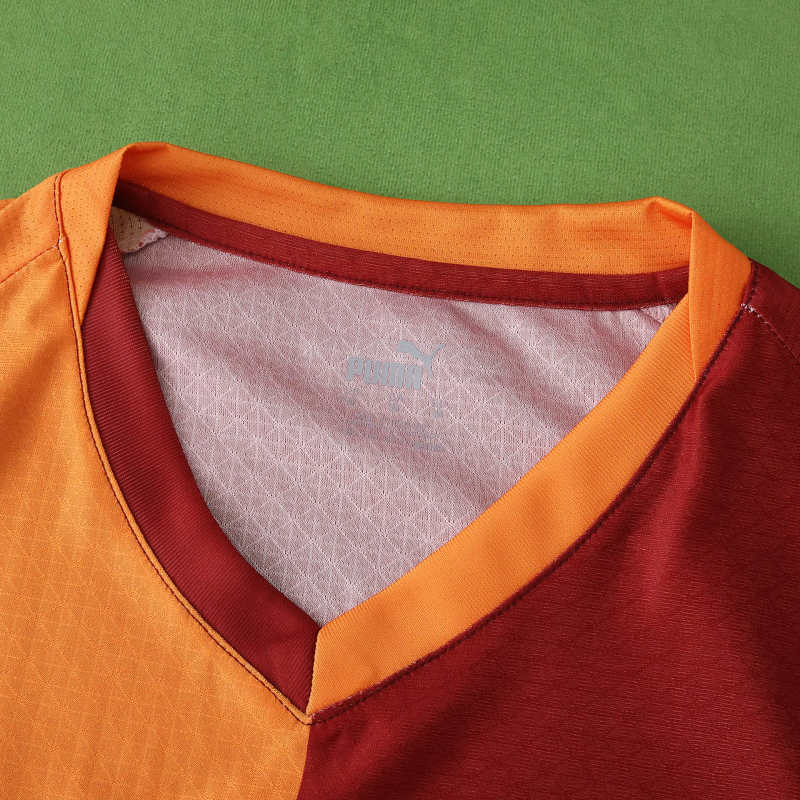 Galatasaray Player Home Jersey 2025/26 - With Sponsors