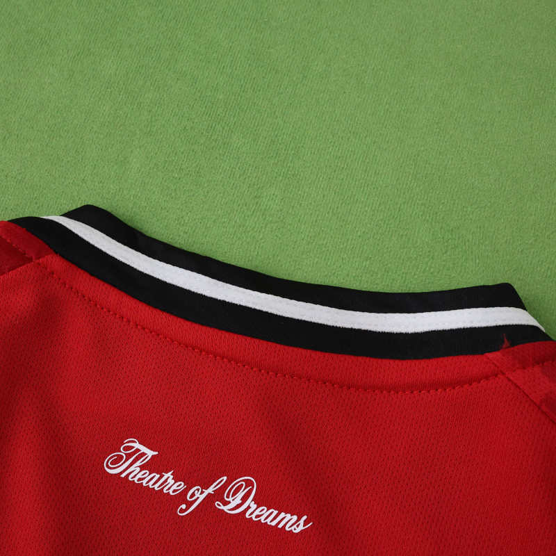 Manchester United Home Jersey 2025/26