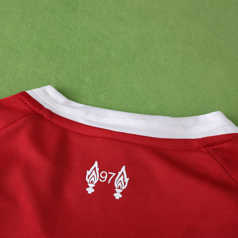 Liverpool Home Jersey 2025/26 - Long Sleeve
