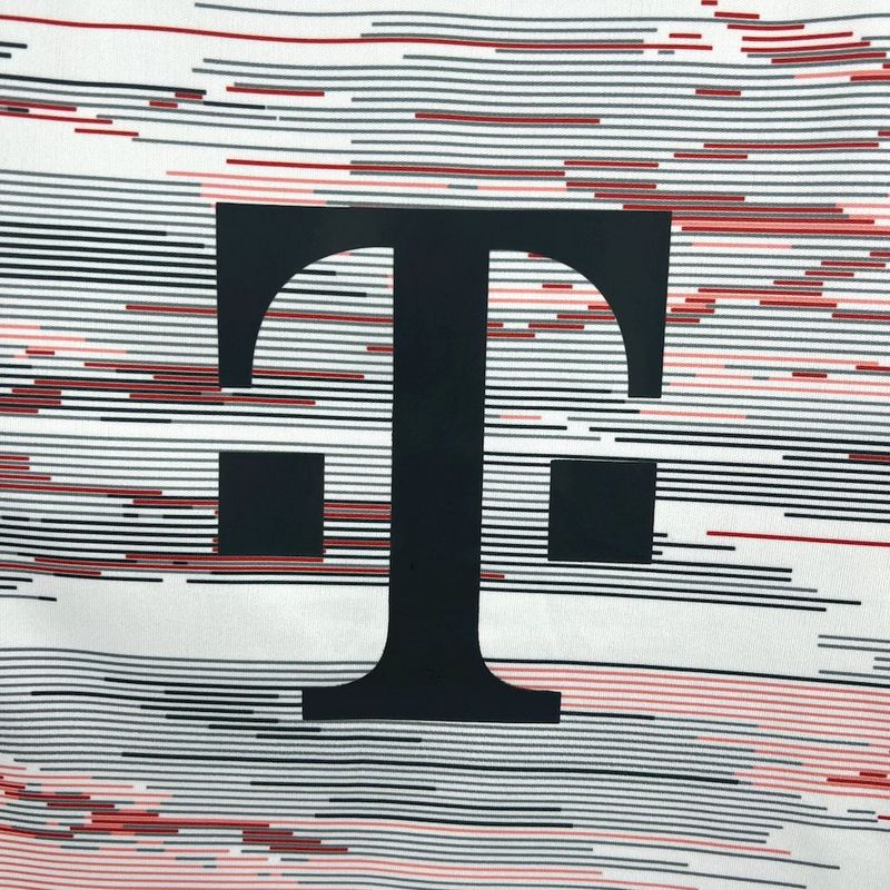 Bayern Munich Away Jersey 2025/26 - Women's