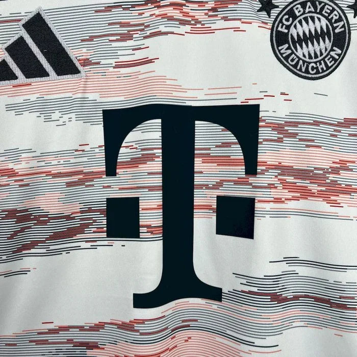 COMBO Bayern Munich 2025/26 + Oktoberfest Jersey