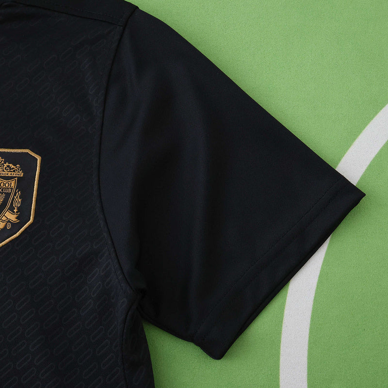 Liverpool Retro Jersey European Champions 2005