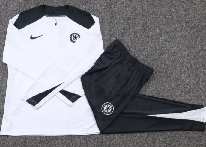 Chelsea Pre-Match White Tracksuit 25/26