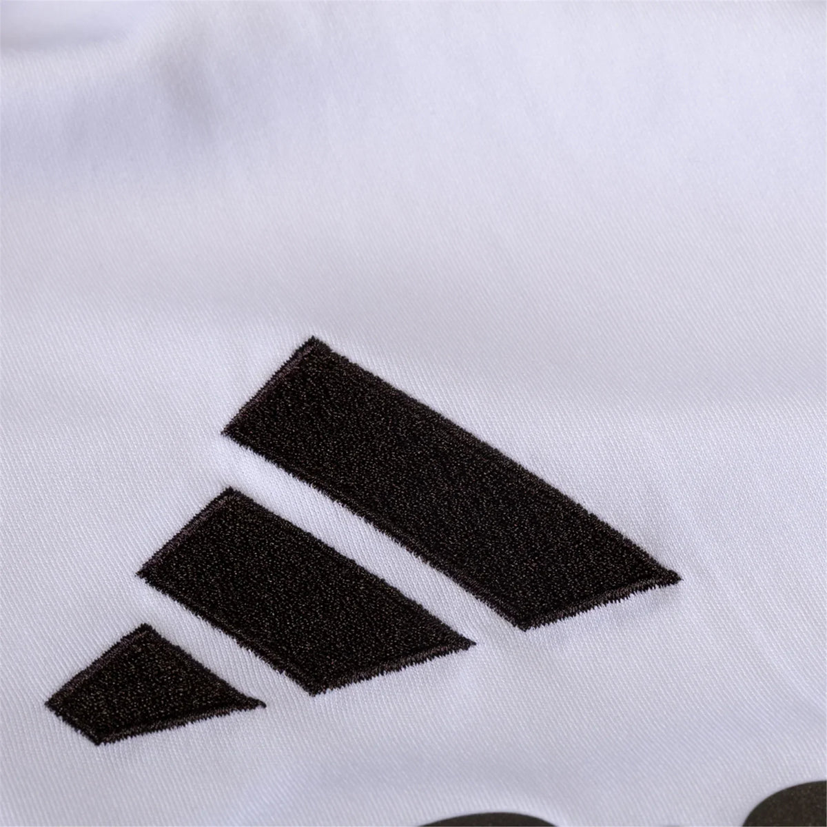 Real Madrid 2025/26 Home Long Sleeves Jersey